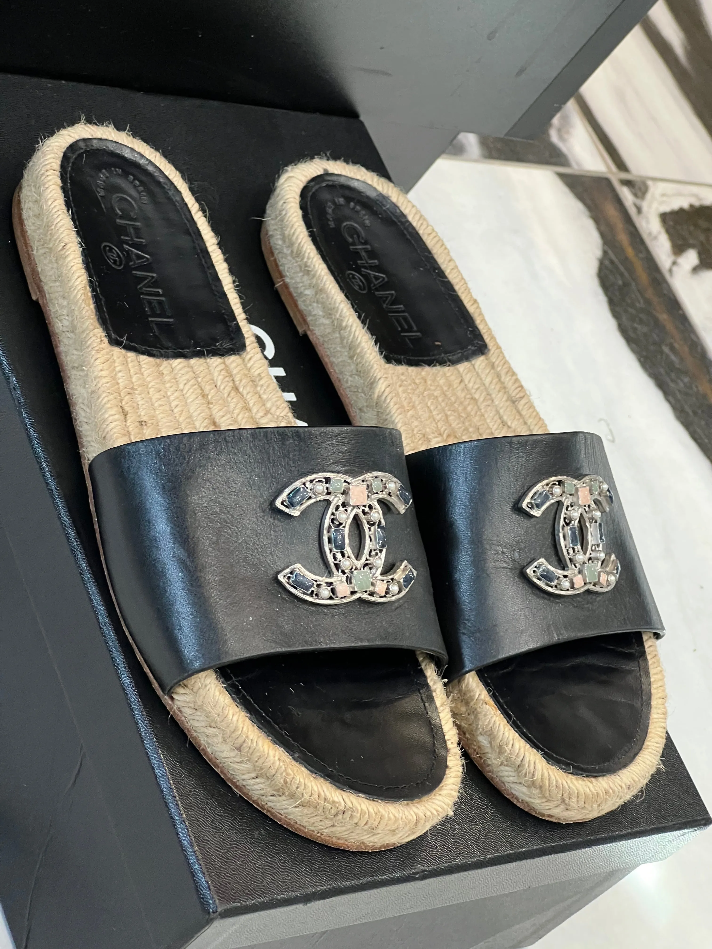 CHANEL CC LEATHER JEWELED ESPADRILLES MULES