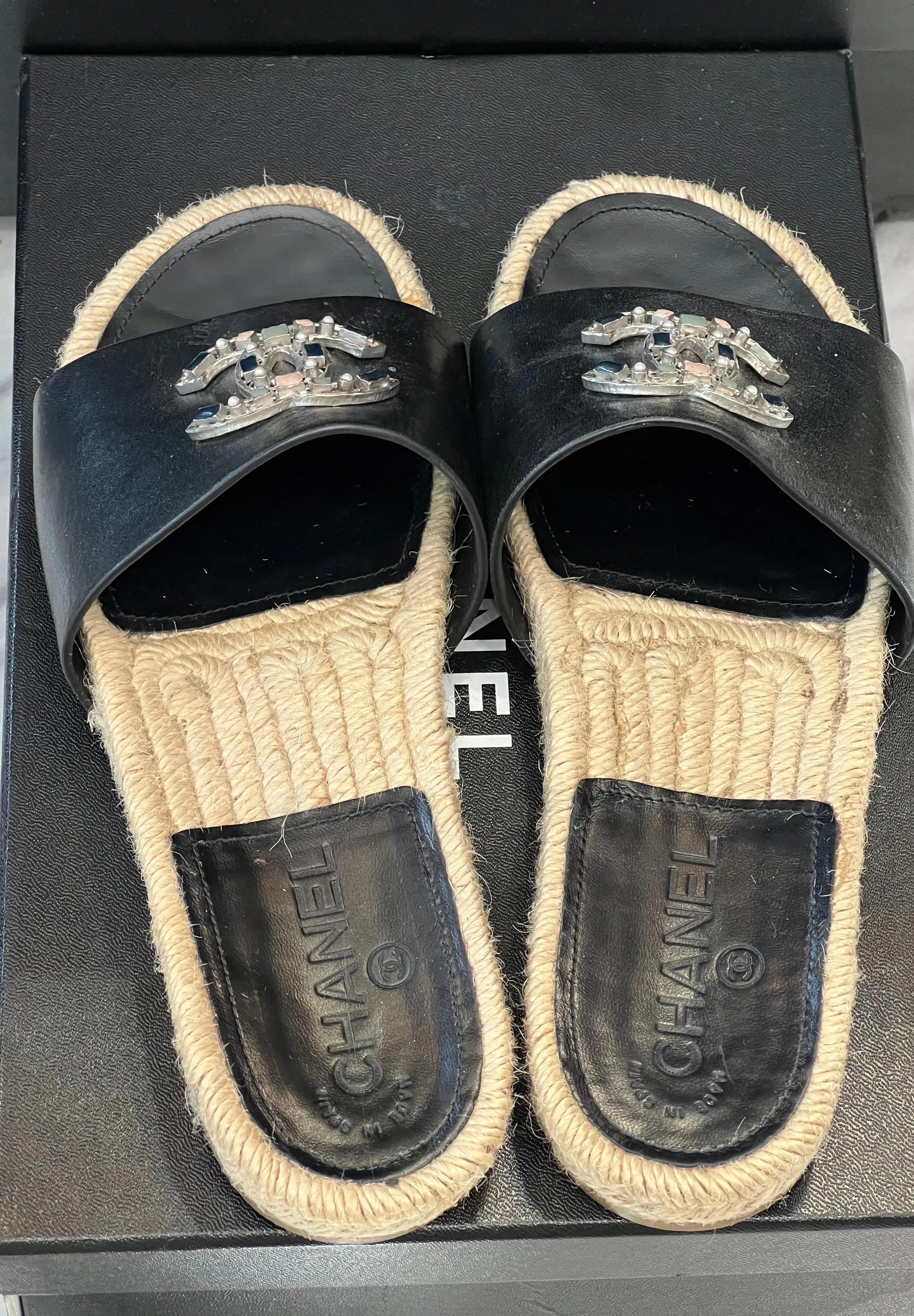 CHANEL CC LEATHER JEWELED ESPADRILLES MULES