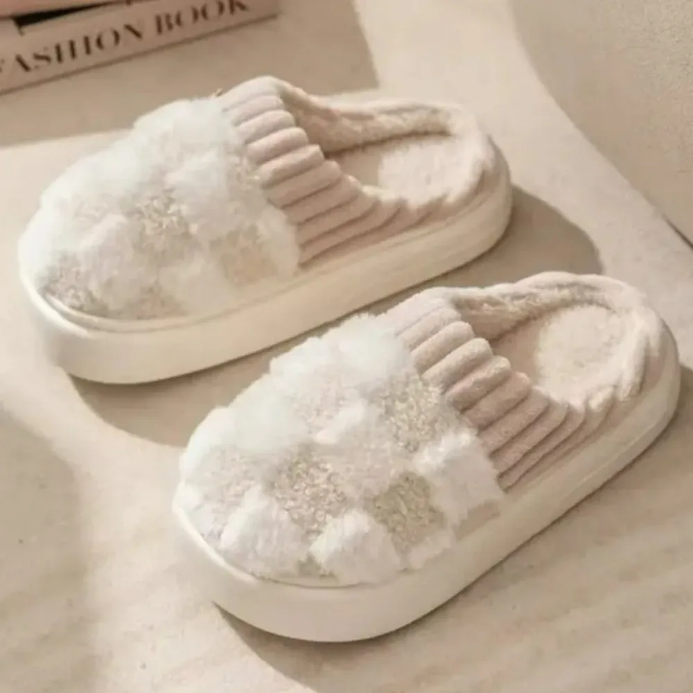Checkered Memory Foam Plush Indoor Slippers