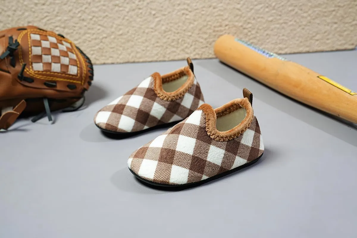 SLEVEL Comfort Toddler Slippers Lightweight Little Kids Indoor Non Slip Grip Around The House Home Shoes for Boys Girls